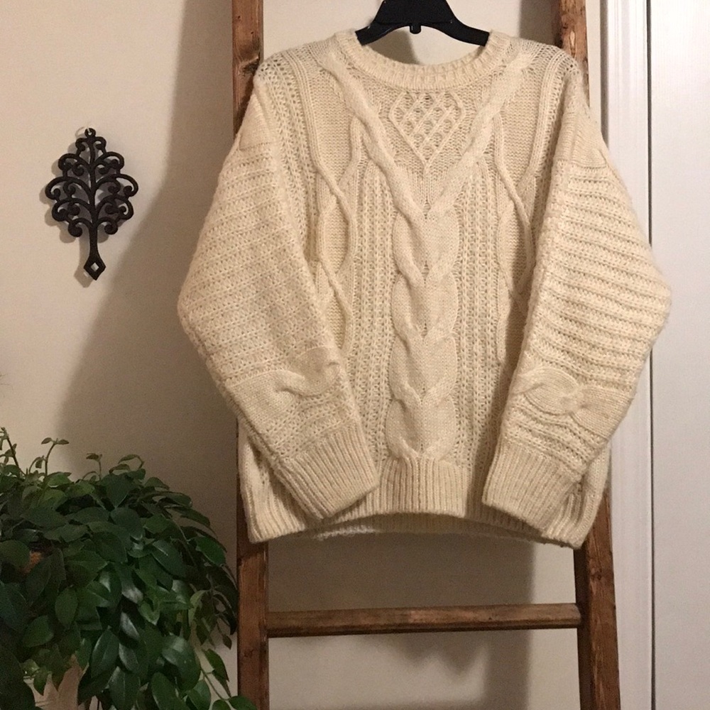 Cable Knit Cream Sweater Forever 21 Size Large